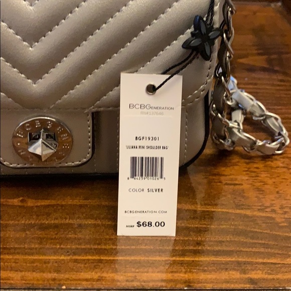 COPY - BCBG Generation crossbody bag - Picture 4 of 5